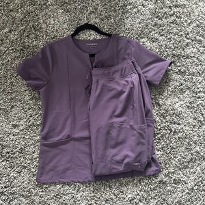 Mandala Dewberry Scrub Set